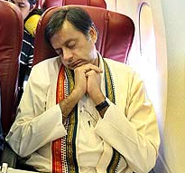 tharoor_economy_class